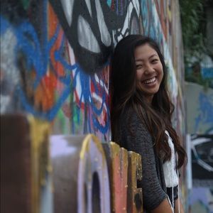 Meet your Posher, Mitzi